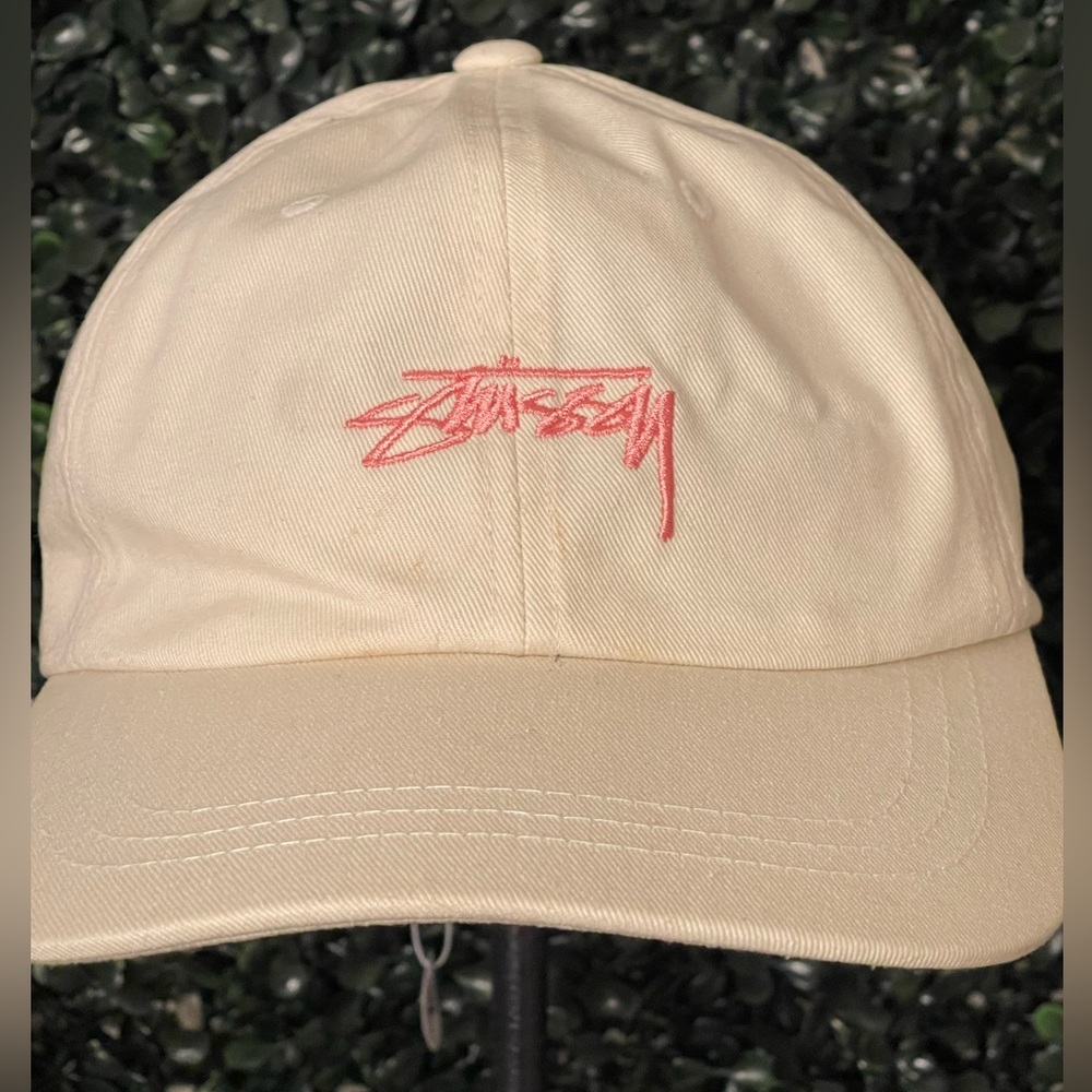 Stussy Cap white and pink